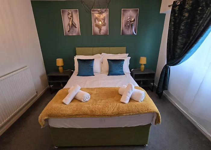 Cosy Home City Centre With Free Parking